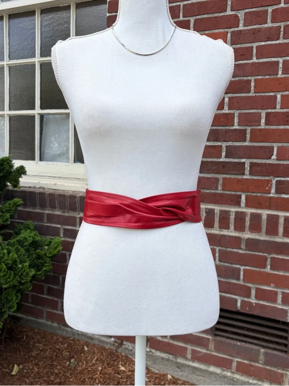 Vintage 80s Red Leather Velcro Twist Belt